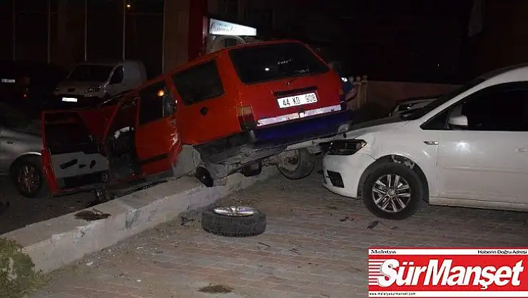 Malatya'da otomobil park halindeki araçların üzerine uçtu: 1 yaralı