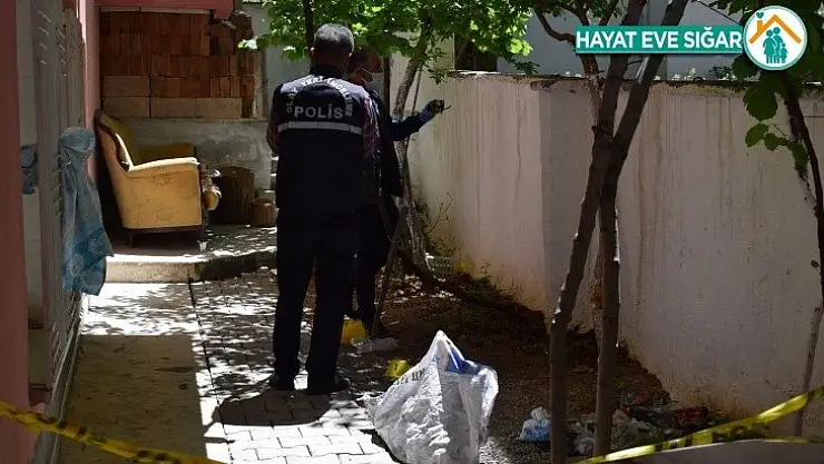 Malatya'da terastan düşen kadın ağır yaralandı