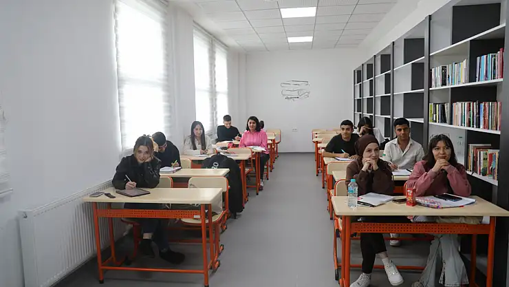 Malatya'da Ücretsiz LGS VE YKS kurslarına yoğun ilgi