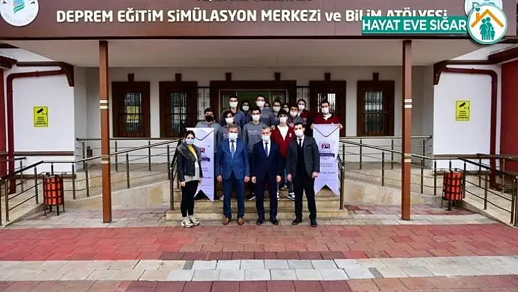 Malatya'da vatandaşlara deprem eğitimi