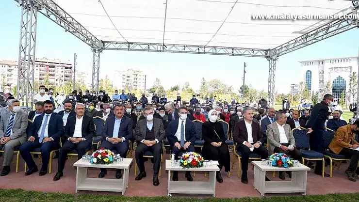Malatya'da yapılan 345 deprem konutunun kura çekimi gerçekleştirildi