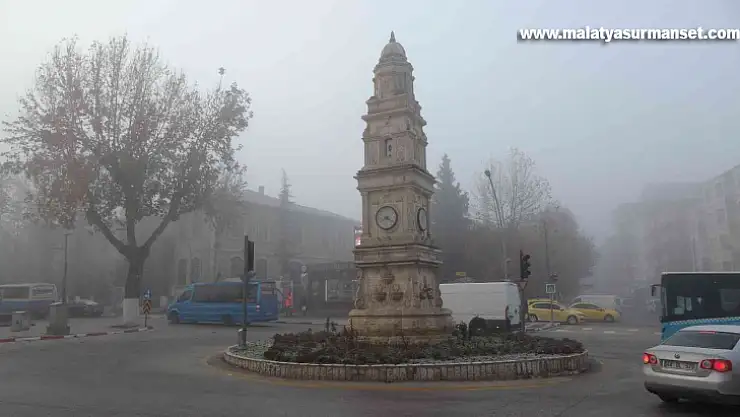 Malatya'da yoğun sis etkili oluyor