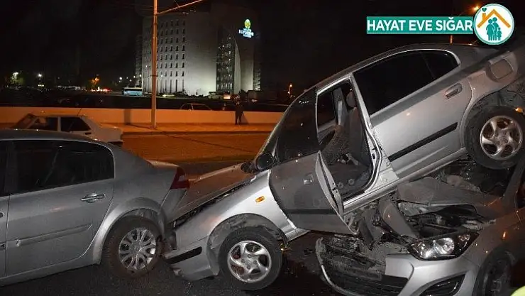 Malatya'da zincirleme kaza: 6 araç birbirine girdi