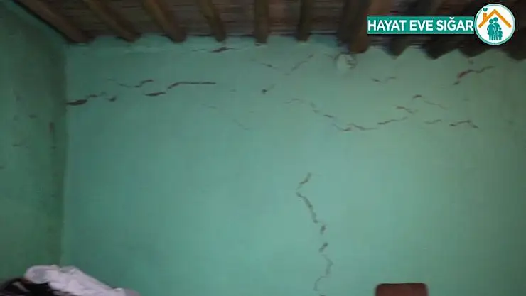 Malatya'daki depremde 20 ev ağır hasar gördü