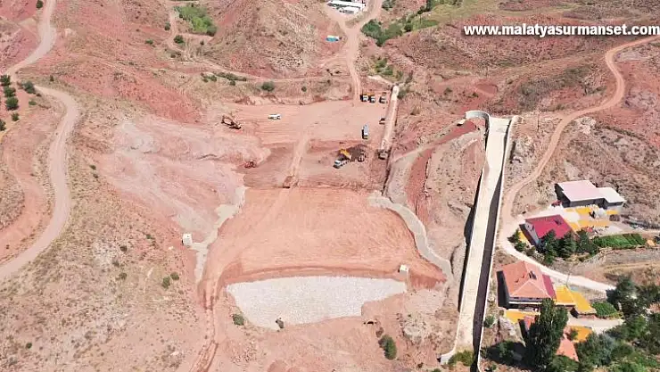 Malatya Kuluncak Karaçayır Barajında çalışmalar devam ediyor