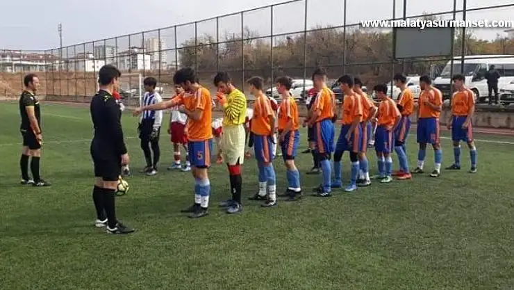 Malatya U18 Gençler Ligi çekişmeli geçiyor