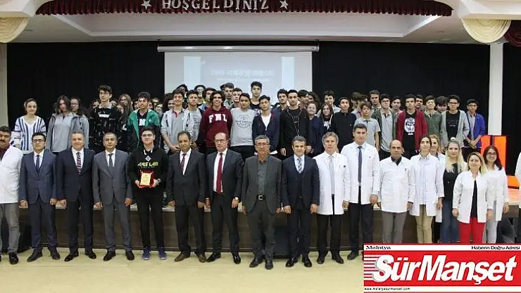 Malatyalı öğrenci Robotik yarışmasında dünya 5'incisi oldu