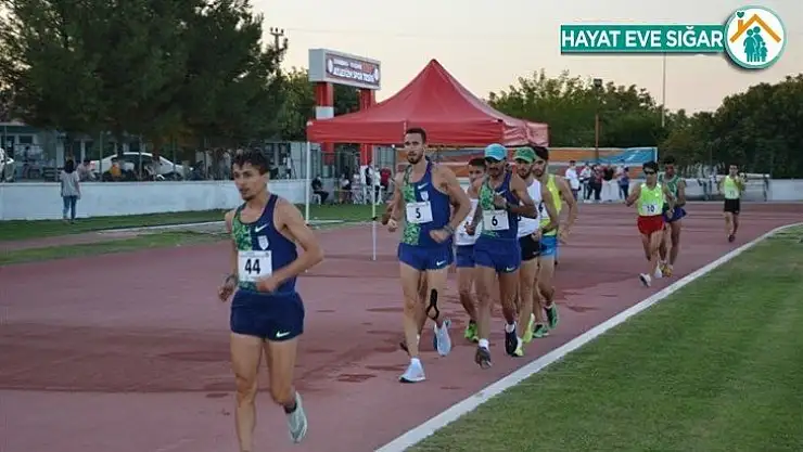 Malatyalı sporcu kuzenler başarılı döndü
