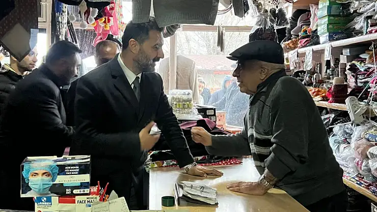 Malatyalılar 'Kimin ceketini asarsak seçilir' zihniyetine hiçbir zaman teslim olmadı