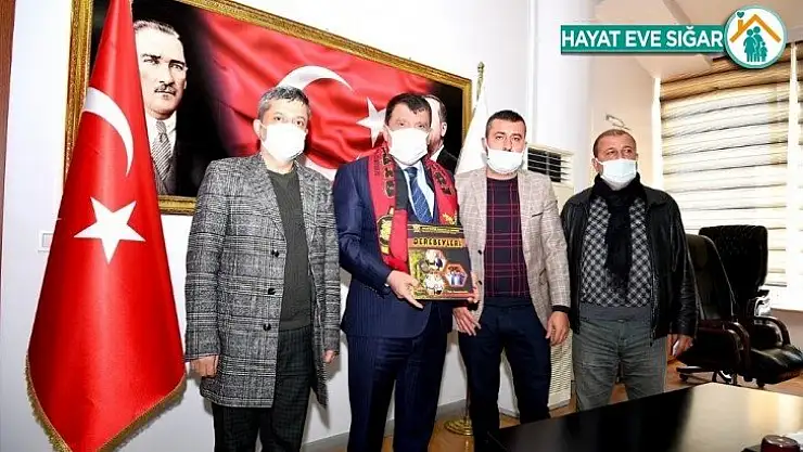 Malatyaspor taraftarlarından Başkan Gürkan'a ziyaret