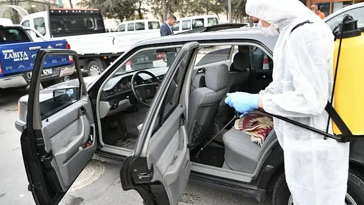 Mamak'ta günde bin 700 araç dezenfekte ediliyor