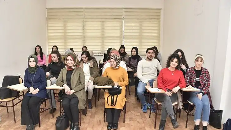 Mamak'ta sekreterlik kursu