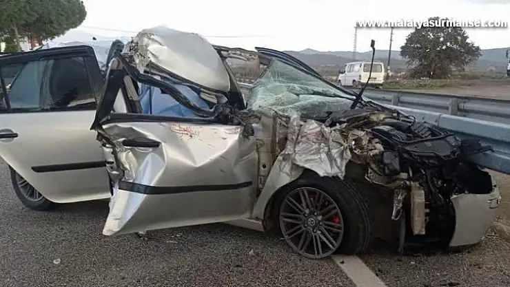 Manisa'da evli çifti kaza ayırdı: 1 ölü, 2 yaralı