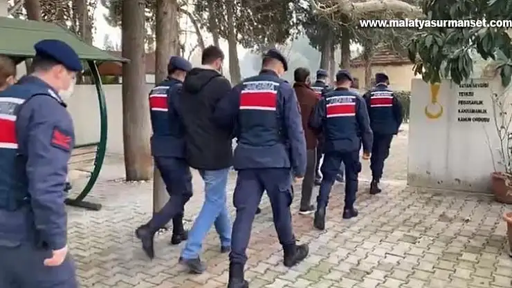 Manisa'da jandarma ekiplerinden hırsızlara operasyon: 3 kişi tutuklandı