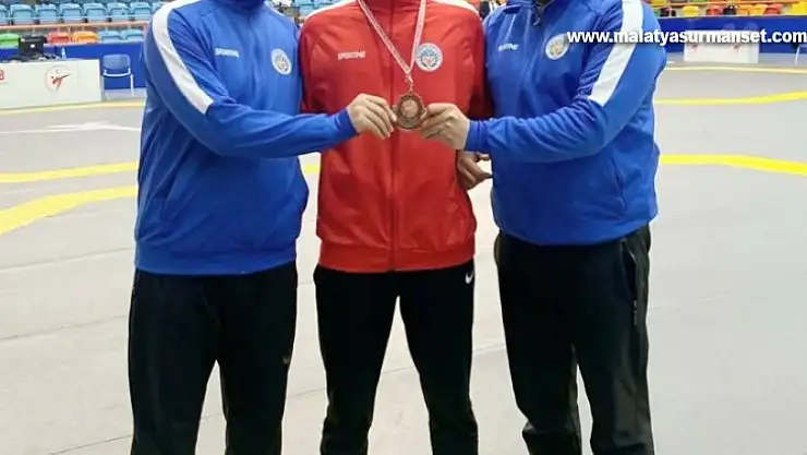 Menekşe'de Türkiye 3'ncülüğü sevinci