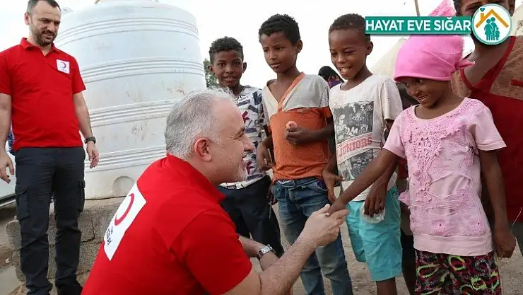 Merhamet Çınarının Gölgesi Yetimlerin Üzerinde