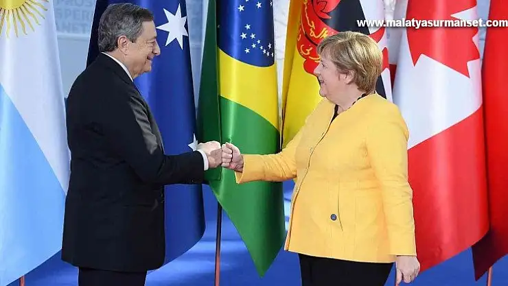 Merkel: Dünya Ticaret Örgütü kendini yenilemeli
