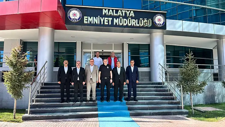 Malatya MHP  Heyetin de Kayhan Ay Ve Başhekimlere Hayırlı Olsun  Ziyareti
