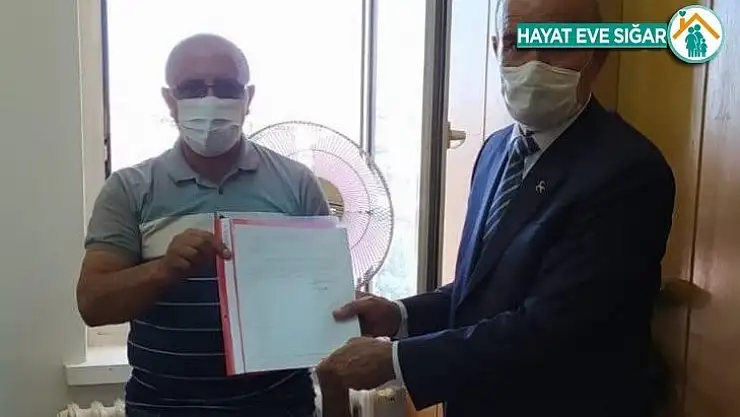 MHP'li Kaya mazbatasını aldı