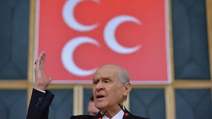 MHP Lideri Bahçeli: 'Cumhurbaşkanımızla Putin'in yapacağı planlı görüşme kritiktir, çok mühimdir. Soçi Mutabakatı'nı ihlal eden taraflar arafta değil açıktadır' (3)