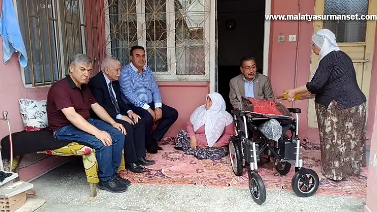 MHP Milletvekili Özyavuz'dan engelli kadına hediye