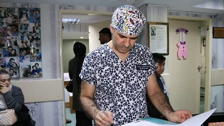Mikro tese ameliyatıyla 7 yıllık çocuk hasreti son buldu