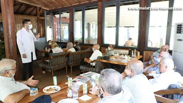 Millet kıraathanesinde sağlık semineri