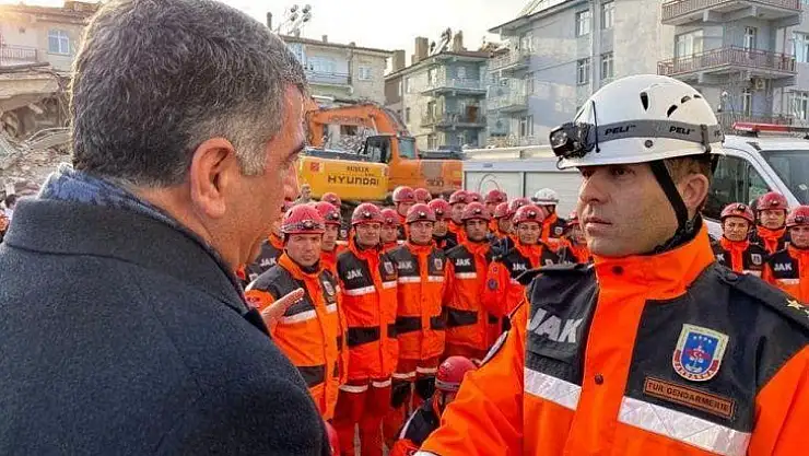 Milletvekili Erol,'Elazığ acilen afet bölgesi ilan edilmeli'