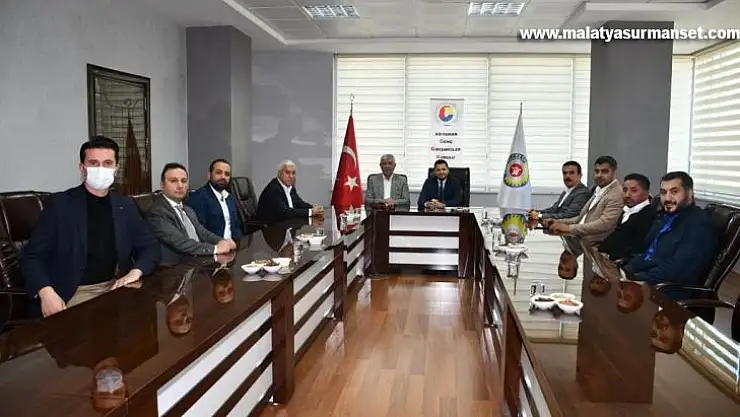 Milletvekili Toprak, genç girişimcilerle bir araya geldi