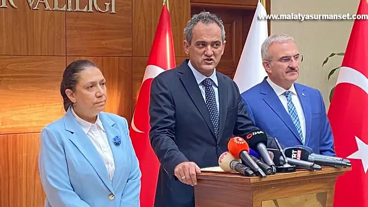 Milli Eğitim Bakanı Özer, eğitim değerlendirme toplantısı için Diyarbakır'da