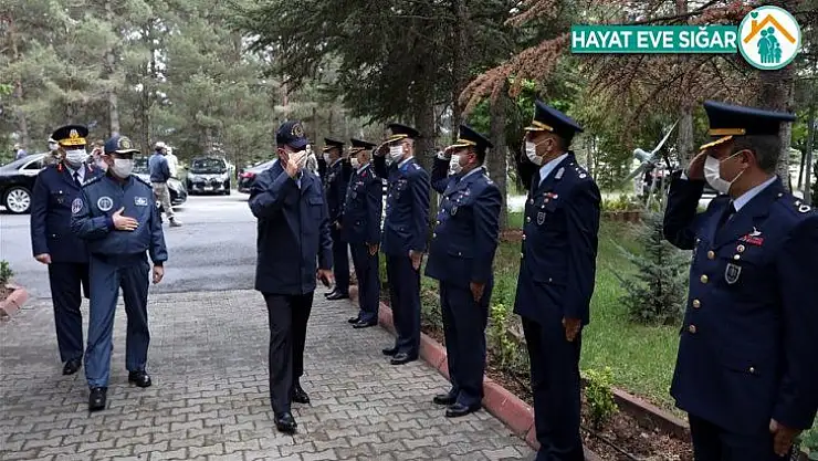 Milli Savunma Bakanı Akar: '1 Ocak'tan itibaren Irak'ın, Suriye'nin kuzeyinde 1458 terörist etkisiz hale getirildi'