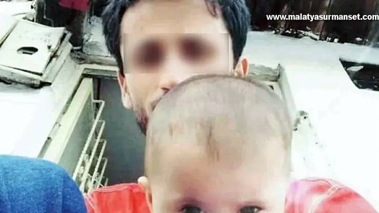 Minibüsün altına uyuması için bırakılan 2.5 yaşındaki kızı babası ezdi