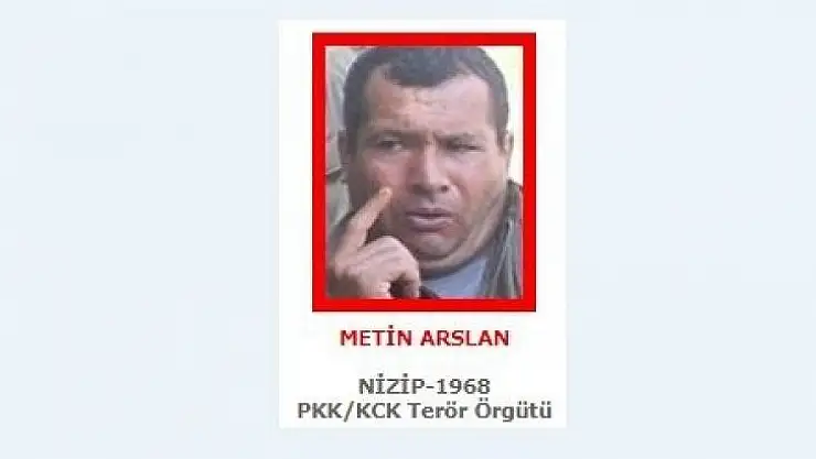 MİT'in operasyonuyla etkisiz hale getirilen YPG/PKK'nın sözde istihbarat sorumlusu Metin Arslan'ın Abdullah Öcalan'ın dayısının oğlu olduğu bildirildi.