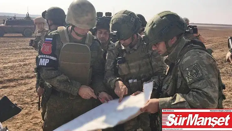 MSB: 'Fırat'ın doğusundaki Derbesiye bölgesinde Türk ve Rus askeri unsurlarının dörder araç ve İHA'larla iştirak ettiği ilk ortak kara devriyesi tamamlandı.'