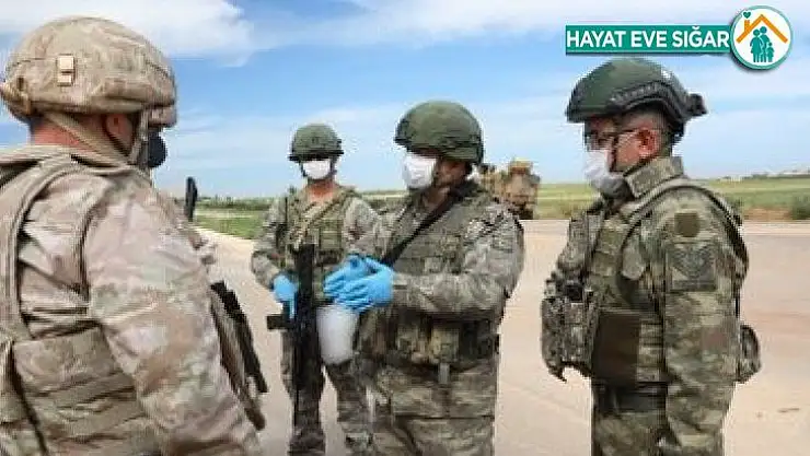 MSB: 'TR-RF mutabakatı çerçevesinde İdlib'deki M4 karayolunda kara ve hava unsurlarının katılımıyla 8'inci Türk-Rus Birleşik Kara Devriyesi icra edildi.'