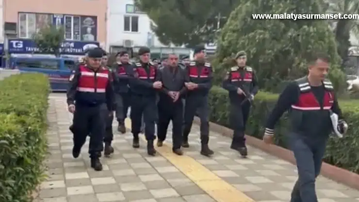 Muhtar ve oğluna yapılan saldırıya 2 tutuklama