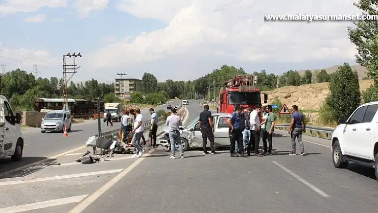 Muradiye'de trafik kazası: 4 yaralı
