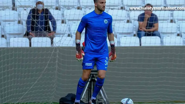 Muslera sakatlandı, gözler Okan'a çevrildi