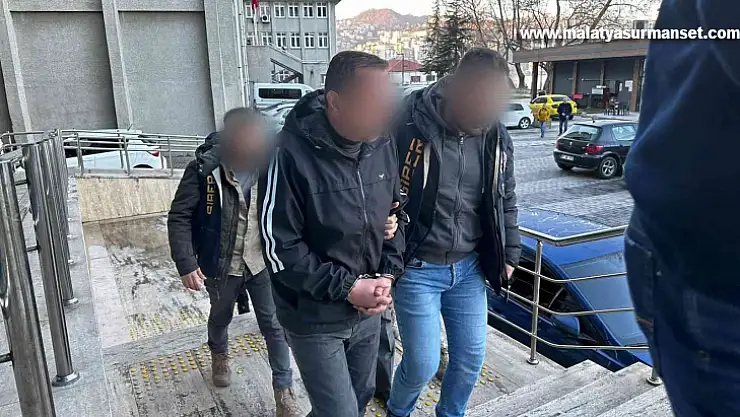 Müstehcen içerik paylaşan şüpheliler adliyede