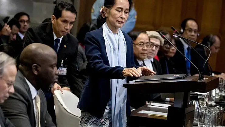 Myanmar lideri Suu Kyi, soykırım iddialarını reddetti