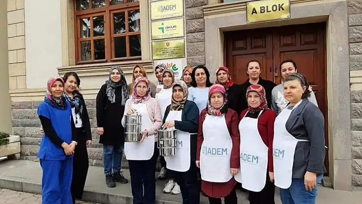 Nallıhan'da yaşlıların tüm ihtiyaçları gideriliyor