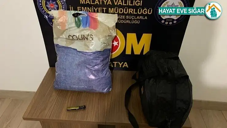 Narkotik ekipleri Malatya'da uyuşturucuya geçit vermiyor: 7 kilo 500 gram esrar ele geçirildi