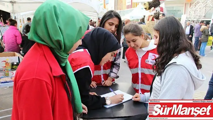 Nata Vega'daki Eypio konserine vatandaşlardan büyük ilgi