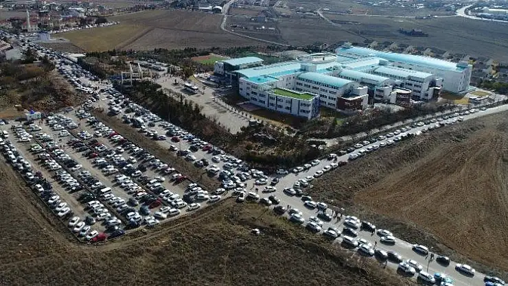 Nesibe Aydın'da bin 580 kontenjan için 45 bin 662 öğrenci sınava girdi