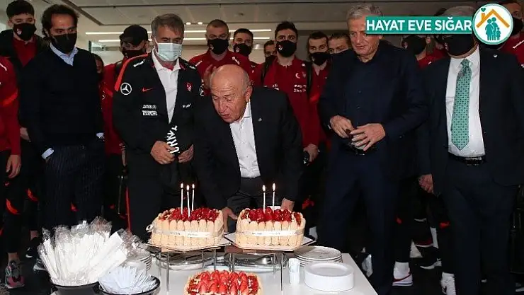 Nihat Özdemir'in doğum günü kutlandı