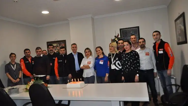 Ninova Park AVM Teknosa'nın 20'nci yılını kutladı