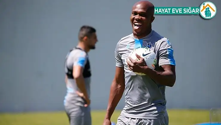 Nwakaeme futbola dönmek için sabırsızlanıyor