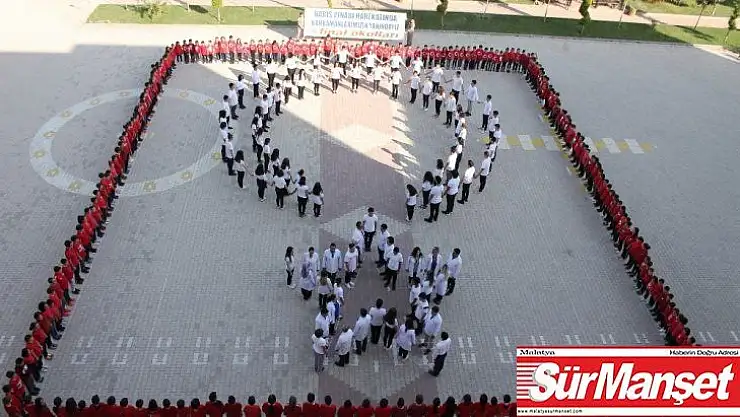 Öğrencilerden Barış Pınarı Harekatı'na destek