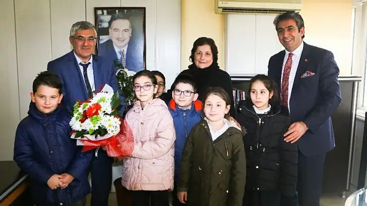 Öğrencilerinden İHA'ya ziyaret