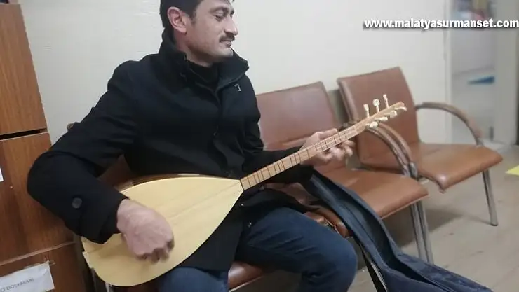 Öğretmenin saz hayali Türki diyarı Arguvan'da gerçek oluyor